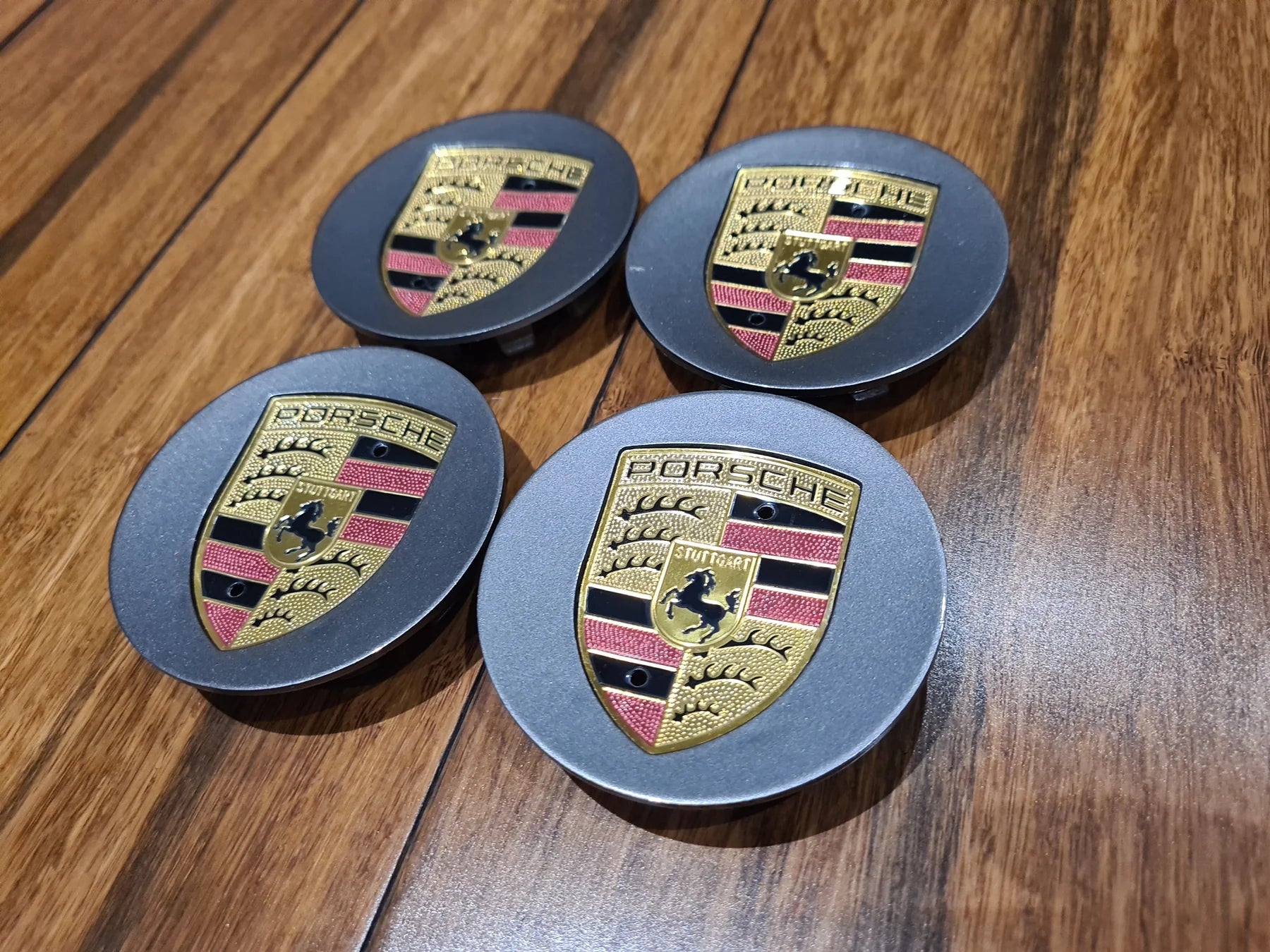 4x Alloy Wheel Centre caps for Porsche Macan Grey Gold 65mm Caps