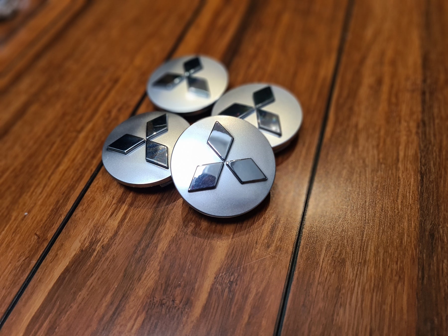 4x 60mm Silver Wheel Centre Caps – Fits Mitsubishi, OE Reference 60mm Diameter